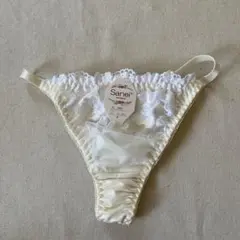 新品　タグ付　未使用　サンエイ　sanei ショーツ　パンツ　ソング　tバック