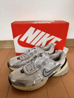 NIKE W V2K RUN　FD0736-100