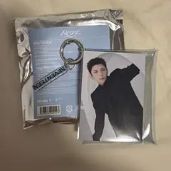 SEVENTEEN NEWミニポーチ ジョシュアのサムネイル