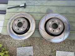 トヨタ GRヤリス 純正ディスクローター 左右 2ピース　スリット入り トヨタ GRヤリス 純正ディスクローター 左右 2ピース スリット入り