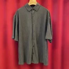 【TOPMAN】グレーシュリンク半袖シャツのサムネイル