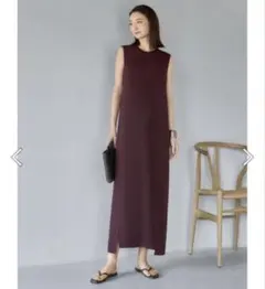タグ付き新品】BEARDSLEY シンプルカットフレアワンピース - メルカリ