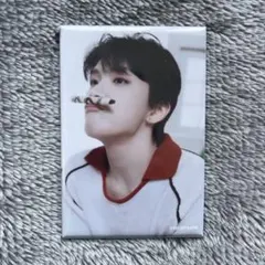 ウナク　ランダム　缶バッチ　カフェ　boynextdoor ボネクド