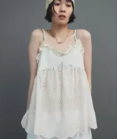 HANNE エンブロダリーコットンキャミ