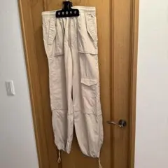 ZARA ベージュ カーゴパンツ XS