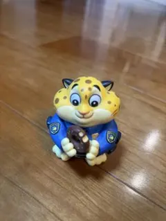 ズートピア クロウハウザー フィギュア