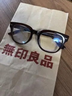 ✨無印良品 ✨ウェリントン型 サングラス✨おまけ付き✨のサムネイル