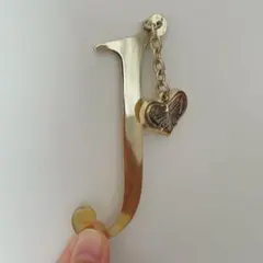 Item thumbnail for item daa035f4-f400-4b3d-ad53-8c5b358420ca