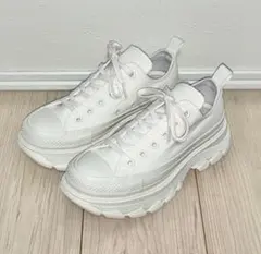 mikiosakabe Jewelry Strap Shoes ホワイト - メルカリ