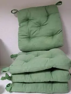 IKEA　緑色 椅子用クッション 4個セット