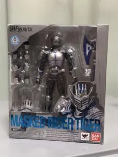 希少・未開封品】S.H.フィギュアーツ 仮面ライダータイガ 龍騎 