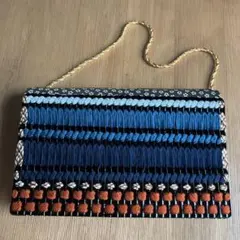 ストライプ刺繍クラッチバッグ
