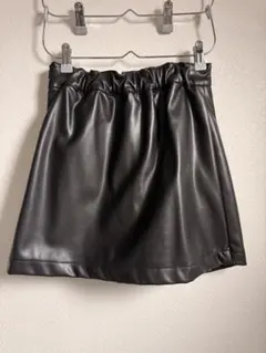 黒 合成皮革 タイトスカート