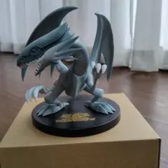 遊戯王 青眼の白龍 フィギュア 約15cm