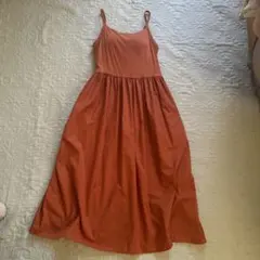 ユニクロ　ロングワンピース　パット付き　ポケット付き　キャミワンピース　オレンジ