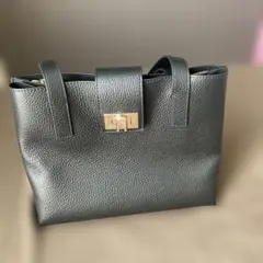 Item thumbnail for item 36920983-bf3f-4048-8ddf-b901907d3dd0