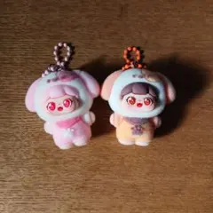 犬のコスチュームキャラクターキーホルダー2個セット
