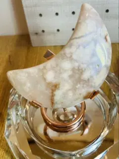 天然石 彫刻 置物 ムーンストーン 魚モチーフ - メルカリ