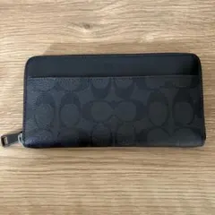 美品　コーチ レザー PVC シグネチャー　ラウンドファスナー　長財布