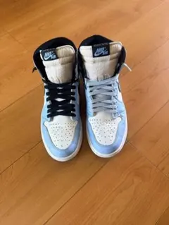 Nike Air Jordan 1 ブラック/ライトブルー