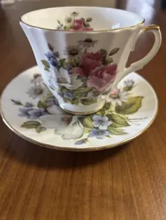 薔薇 Royal Ashmore ロイヤルアシュモア ティーカップ＆ソーサー