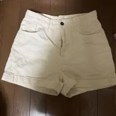 GU コーデュロイ ショートパンツ 白 ホワイト