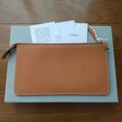 専用箱付き 新品未使用 イルビゾンテ IL BISONTE レザーポーチ 財布のサムネイル