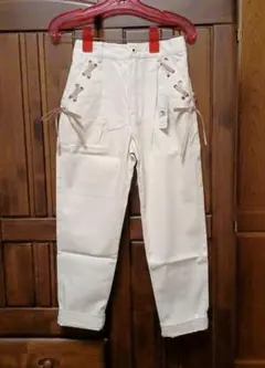 Item thumbnail for item 865af735-ff63-4e2a-aebe-7e56966a8b6f