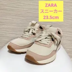 ZARA スニーカー ベージュ系のサムネイル