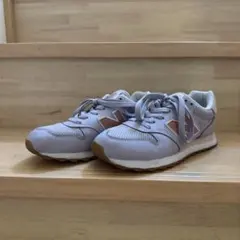 Item thumbnail for item 43cbe0ea-4b44-47ca-a9ed-c39740707e1b