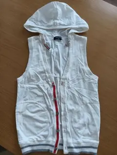 COMME CA ISMフード付きベスト パーカー（白）130