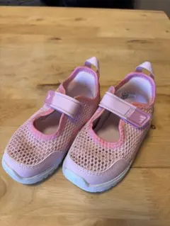 adidas メッシュ サンダル ピンク