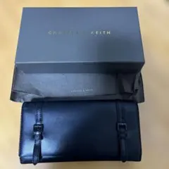 CHARLES&KEITHの長財布
