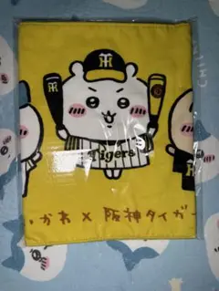 ちいかわ×阪神タイガース フェイスタオル ちいかわ 阪神タイガースなフェイスタオル
