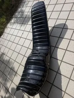 NC39 NC42 黒赤エナ 三段シート 50cm/ CB400SF - メルカリ