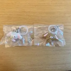 サンリオ　ゆるっとめじるしアクセサリー　しろうさ　くろうさ　シュガーバニーズ