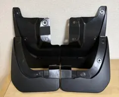ランドローバー ディフェンダー マッドフラップ ほぼ新品 リア左右金具