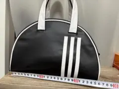 adidas ラウンドバッグ
