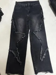 ダメージ加工 星型デザイン デニムパンツ ブラック