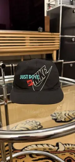 希少80s90s NIKEヴィンテージ　キャップ 黒　スナップバック『NIKE』