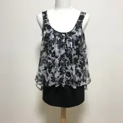 ByeBye 黒　ノースリーブチュニック　レイヤード風　Mサイズ　バラ柄のサムネイル