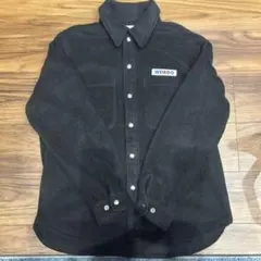 フリースシャツ