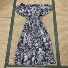 m*読様 花柄フレアスリーブワンピース