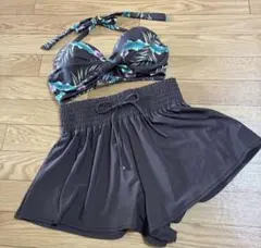 ★フラワープリント水着セット ❗️《サイズ・ブラトップLサイズ＆ショートパンツＭ》
