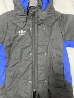 umbro ベンチコート 黒/青