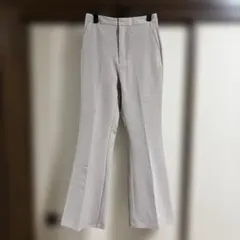 【美脚】春コーデ　GU レディース ストレッチ フレアパンツ ライトグレー M