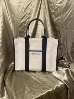 あ*様 バレンシアガ【BALENCIAGA】 ハードウェア ミディアム トートバのサムネイル