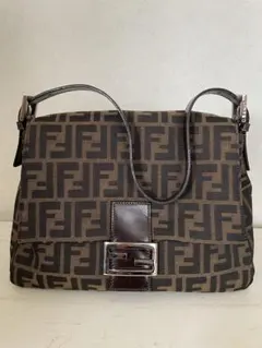 【極美品】FENDI フェンディ マンマバケット ズッカ柄 保存袋付 シリアル有