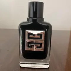 GIVENCHY ジェントルマン オーデパルファム ソサイエティ 60mlのサムネイル