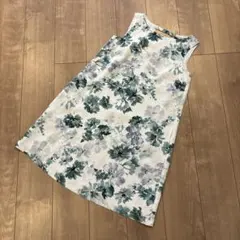ジャスグリッティー♡花柄ノースリーブチュニックのサムネイル